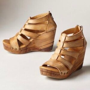 Women's Tan Strappy Wedge Sandals with Back Zip